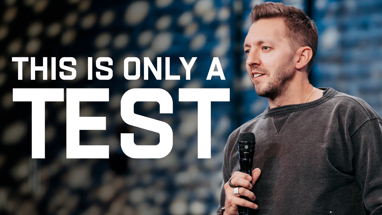 Levi Lusko teaching at Fresh Life Church